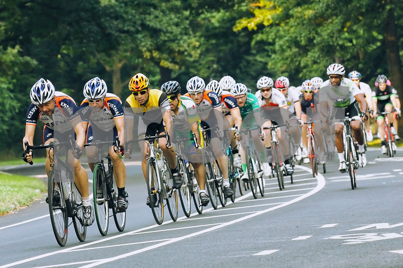 Image: http://www.oneimagingphotography.com/Cycling/LucarelliCupRace77/Cat-4-Lucarelli77/i-37B2fH4/1/L/8O2T1125-copy-L.jpg httpwwwoneimagingphotographycomCyclingLucarelliCupRace77Cat-4-Lucarelli77i-37B2fH41L8O2T1125-copy-Ljpg