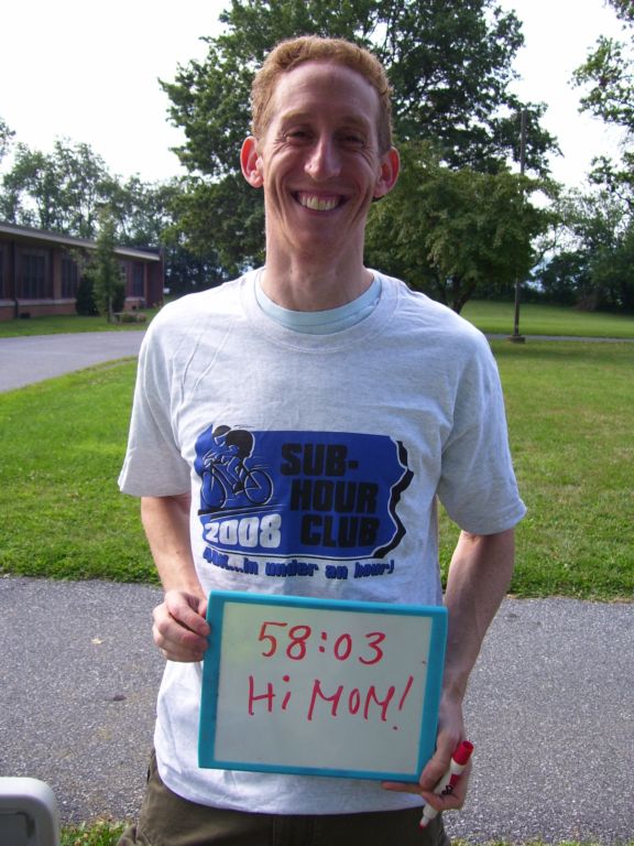 Image: https://roazen.smugmug.com/Sports/Carlisle-40k-TT-Aug-10-2008/i-jkr8rvT/0/O/hi_mom.jpg