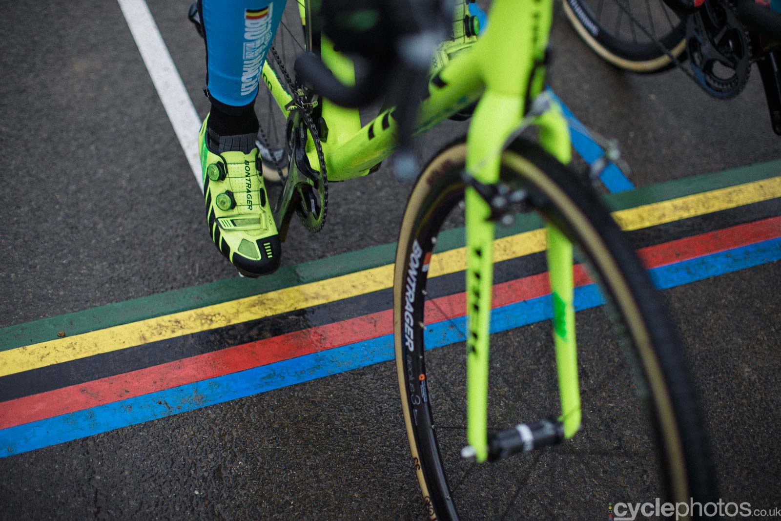 Image: http://i2.wp.com/cyclephotos.co.uk/wp-content/uploads/2016/01/2016-cyclephotos-cyclocross-world-championships-zolder-144704-sven-nys.jpg?w=1600