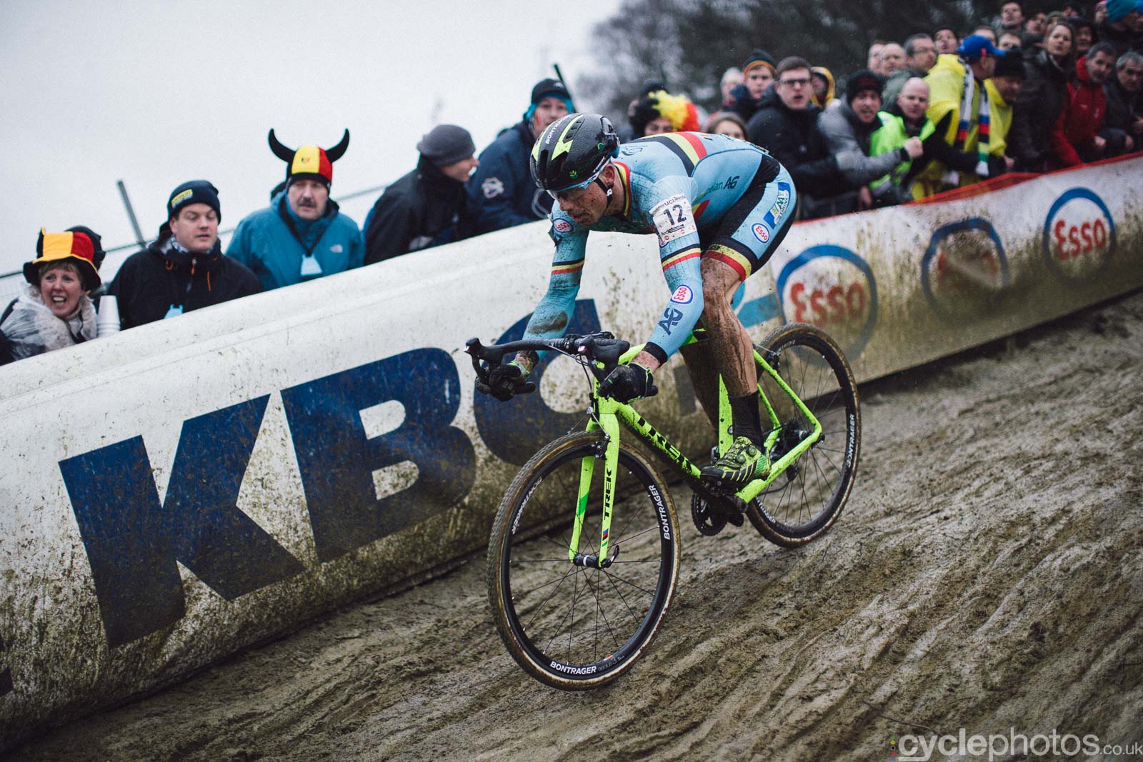 Image: http://i1.wp.com/cyclephotos.co.uk/wp-content/uploads/2016/01/2016-cyclephotos-cyclocross-world-championships-zolder-153908-sven-nys.jpg?w=1600