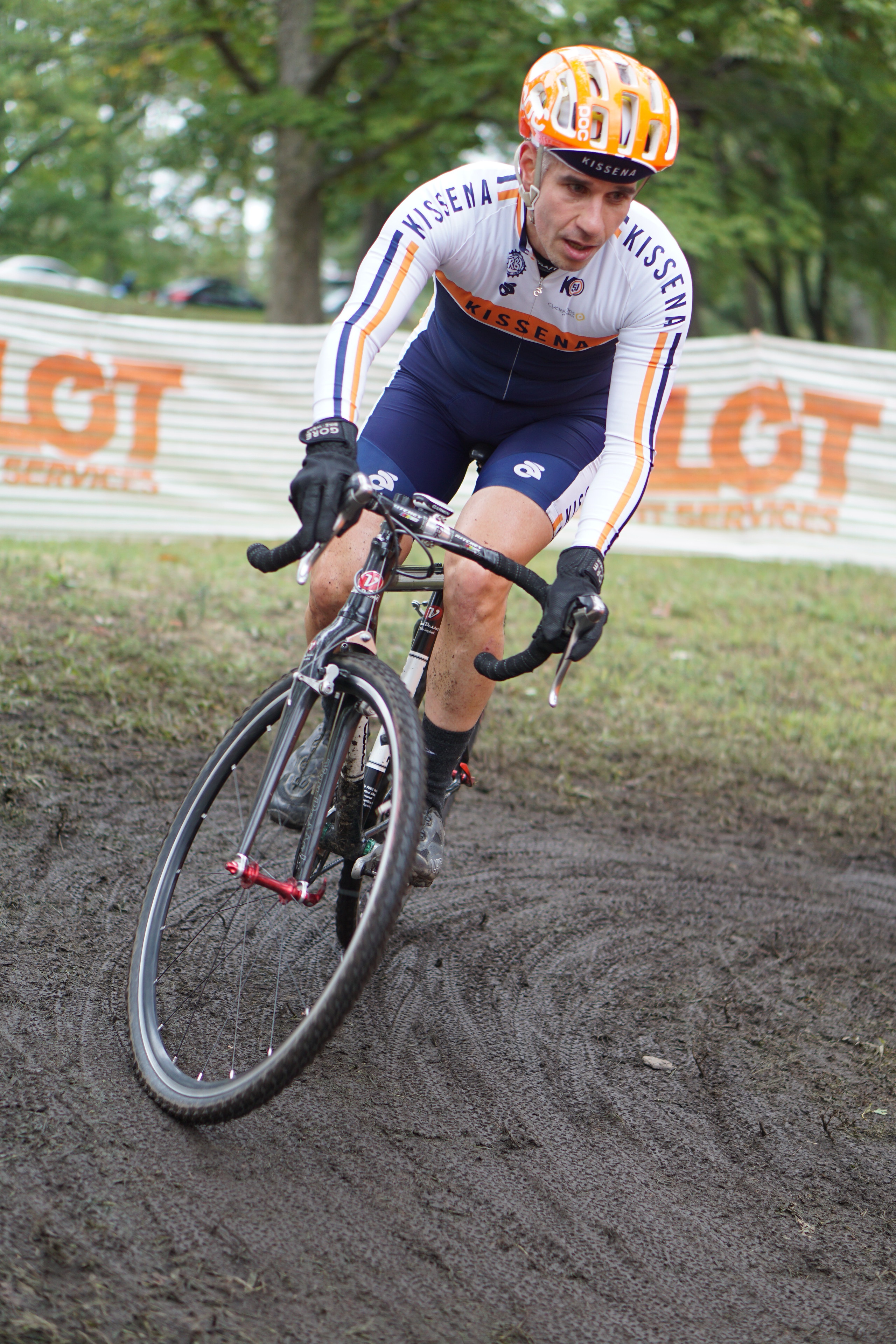 Image: https://deepbrook.smugmug.com/Providence-CX-Sat-Oct-2015/i-BnKL5hM/0/2560x3840/DSC07930-2560x3840.jpg